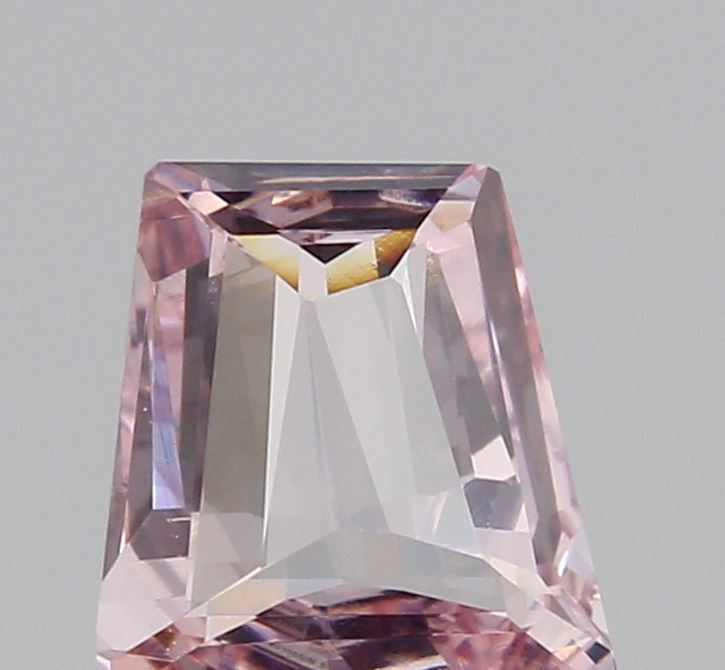 0.47ct | Fancy Pink/VVS1 Trapezoid Shape Brilliant Cut Diamond (GIA)-Modern Rustic Diamond