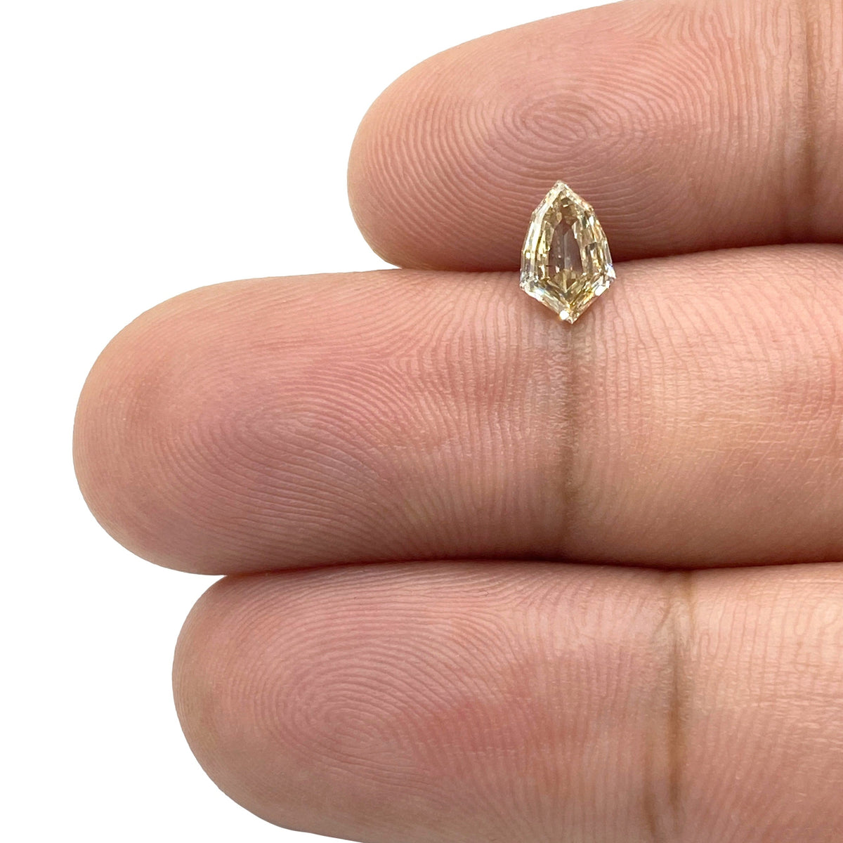 0.76ct | Champagne VVS Kite Shape Step Cut Diamond-Modern Rustic Diamond