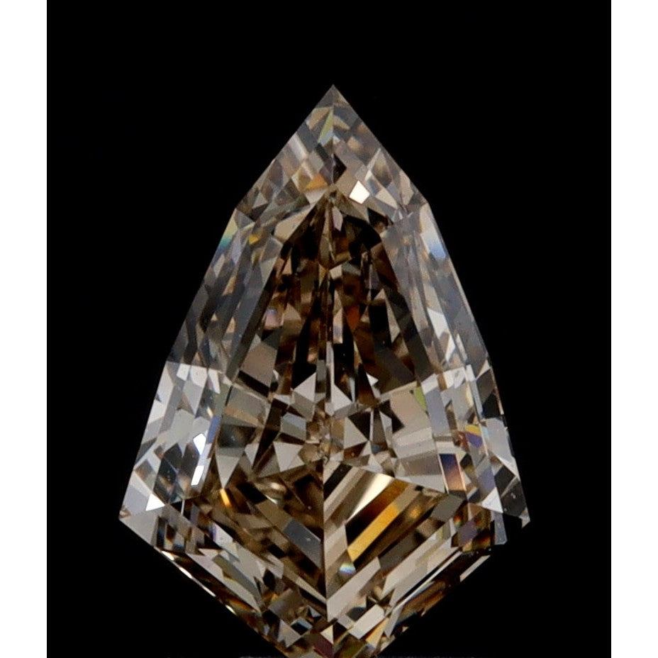 0.76ct | Champagne VVS Kite Shape Step Cut Diamond-Modern Rustic Diamond