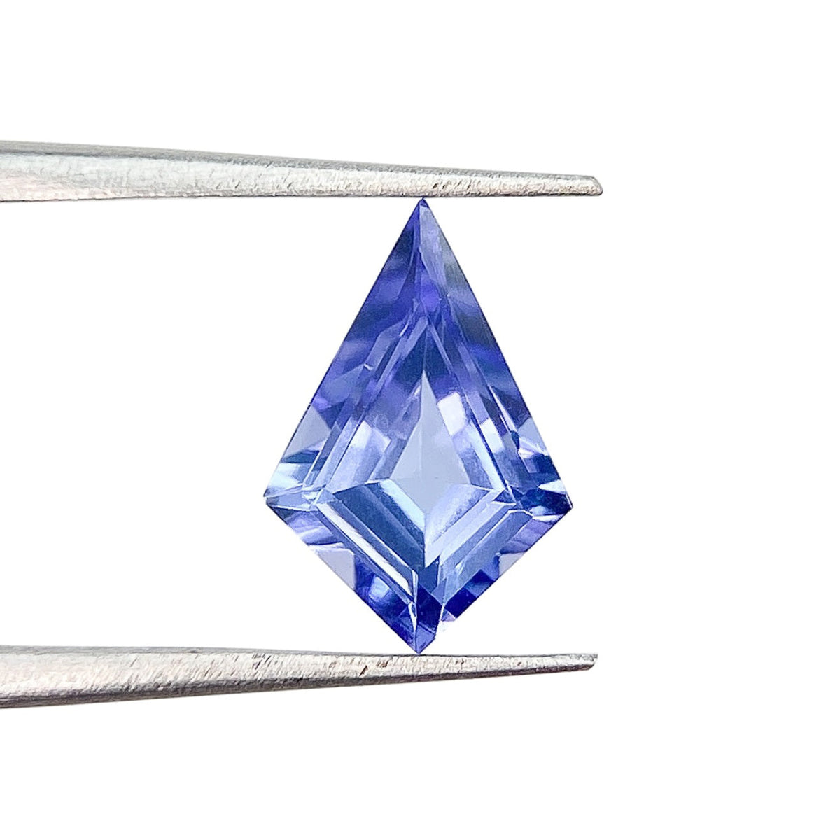 0.77ct | Kite Shape Step Cut Tanzanite-Modern Rustic Diamond