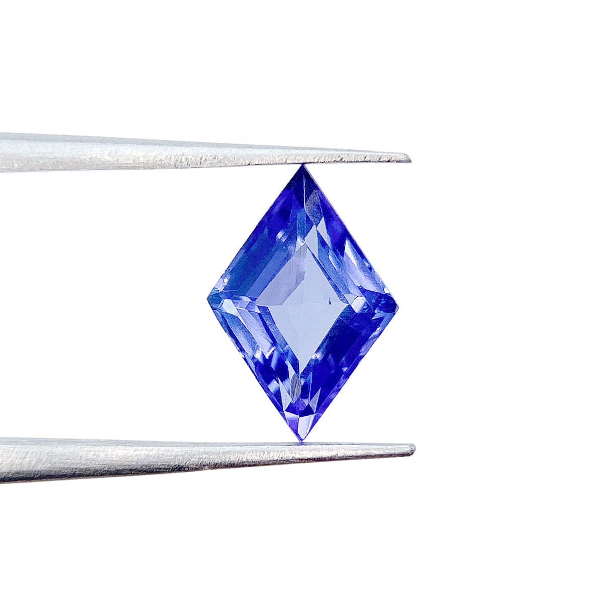 0.87ct | Lozenge Shape Step Cut Tanzanite-Modern Rustic Diamond