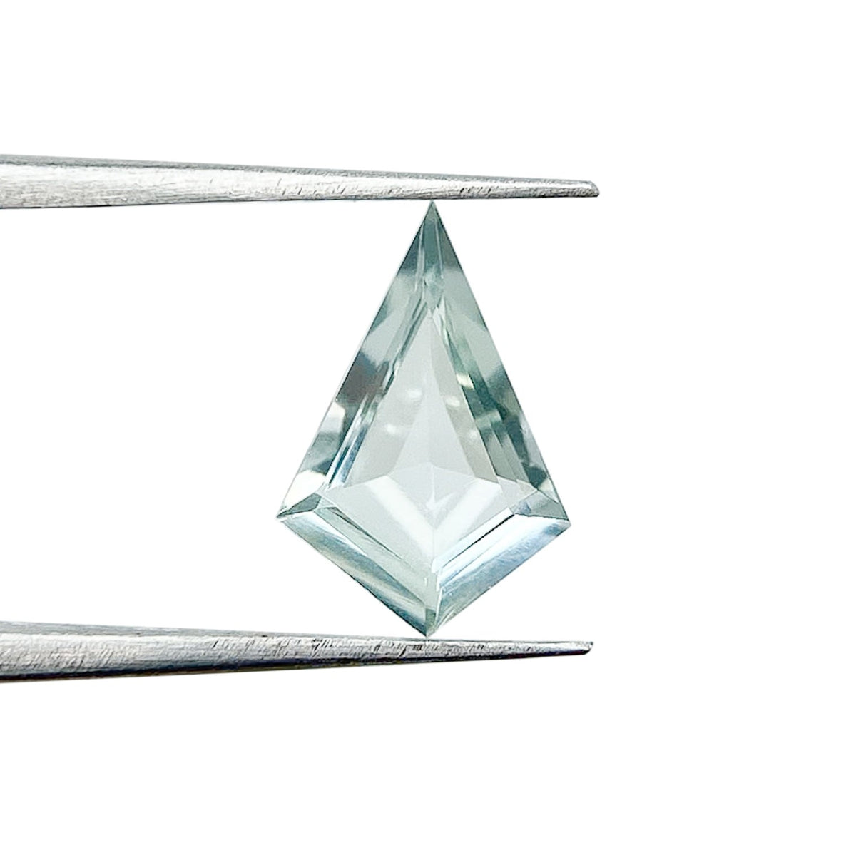 0.88ct | Kite Shape Step Cut Tourmaline-Modern Rustic Diamond