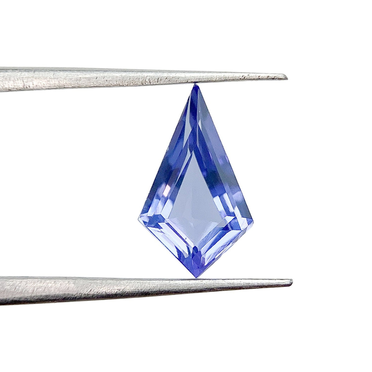 0.89ct | Kite Shape Step Cut Tanzanite-Modern Rustic Diamond