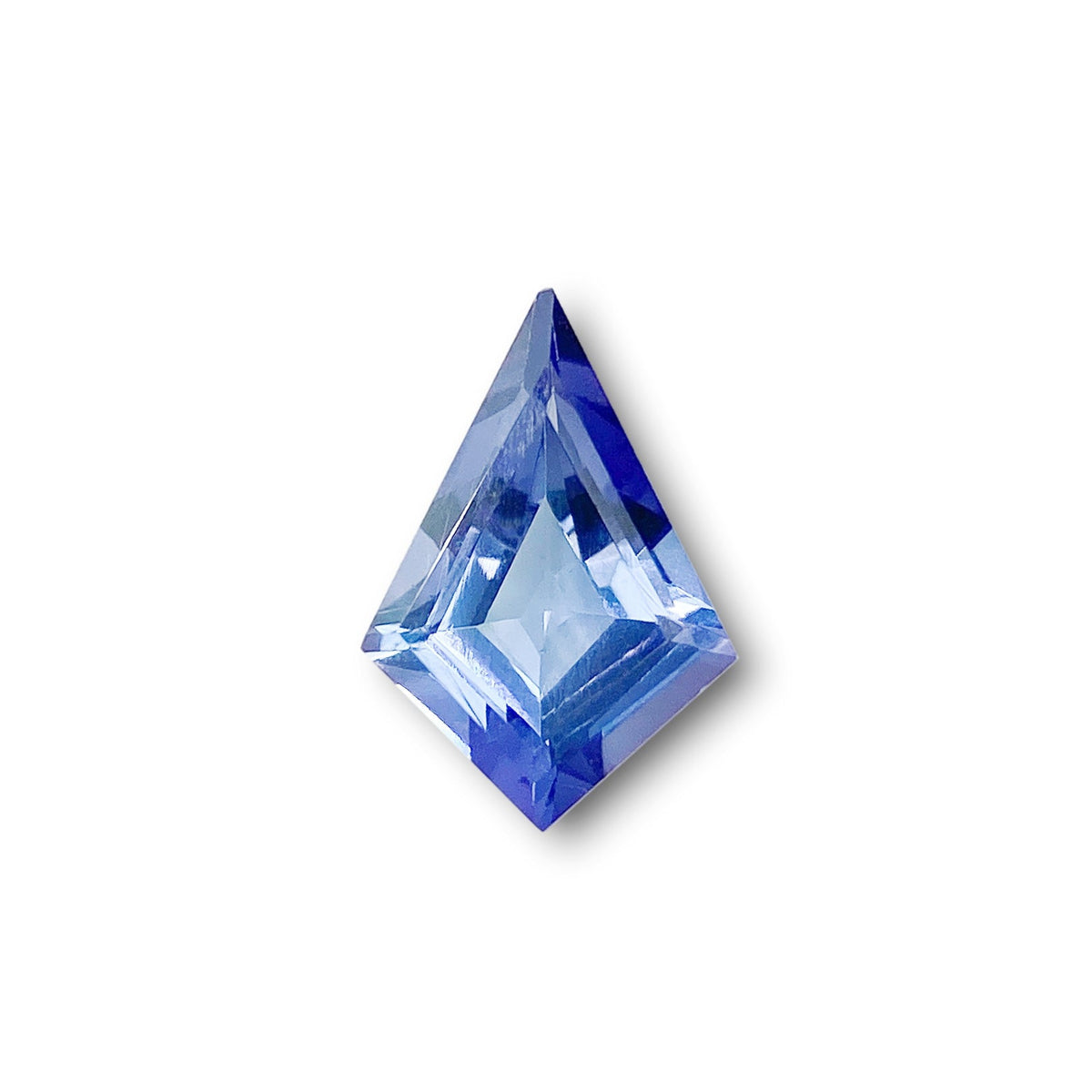 0.94ct | Kite Shape Step Cut Tanzanite-Modern Rustic Diamond