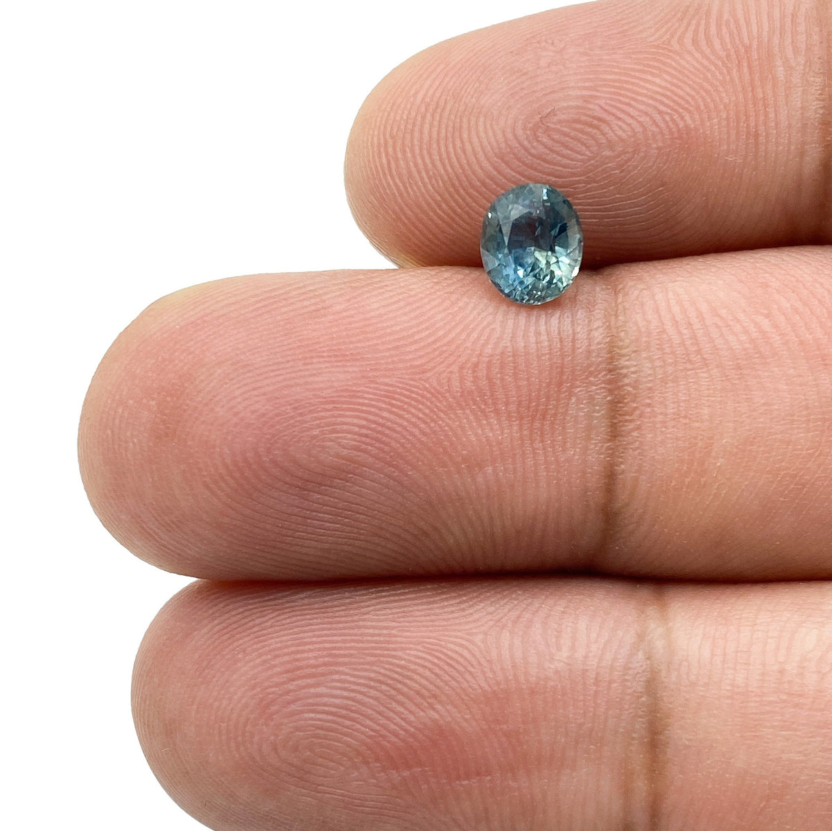 0.97ct | Brilliant Cut Oval Shape Blue Montana Sapphire-Modern Rustic Diamond