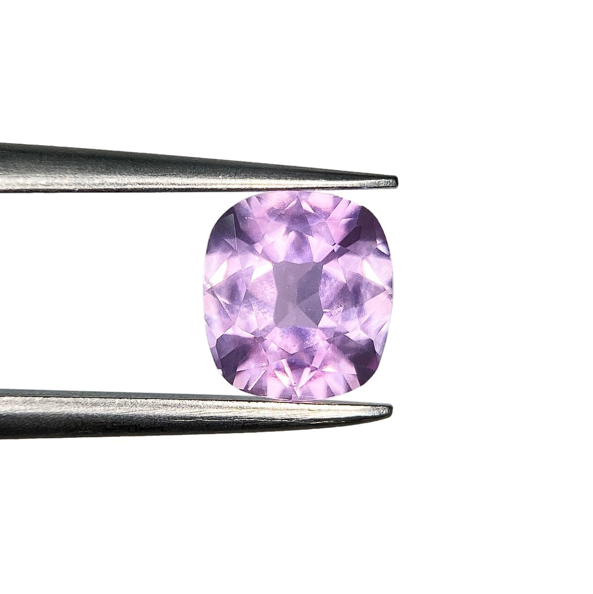 0.99ct | Brilliant Cut Cushion Shape Violet Sapphire-Modern Rustic Diamond