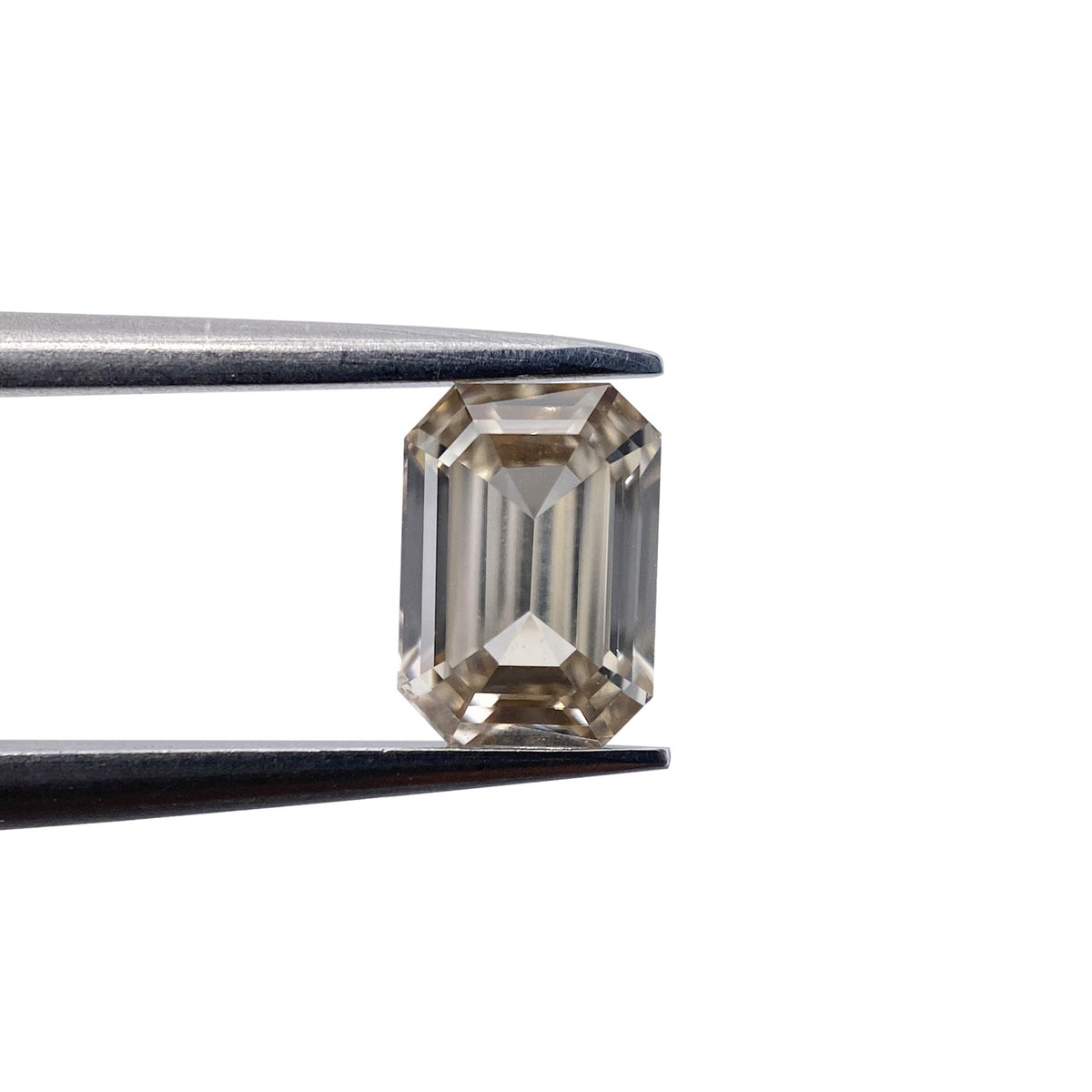 1.01ct | Champagne VS Emerald Shape Step Cut Diamond-Modern Rustic Diamond