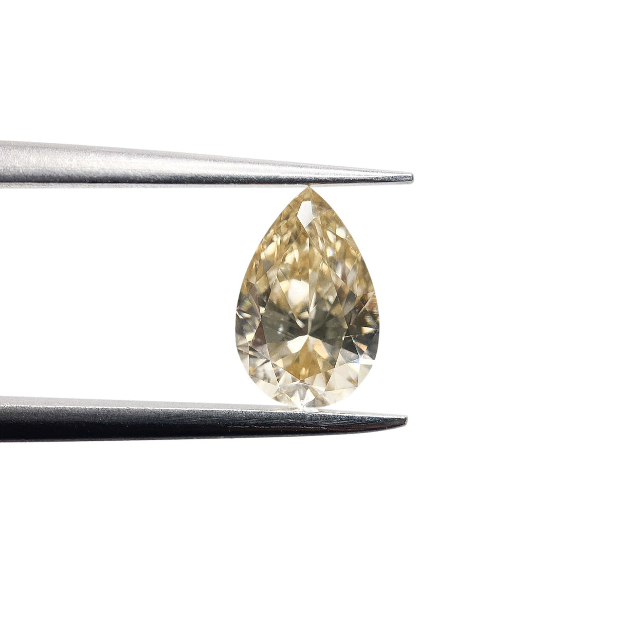 1.01ct | Champagne VS Pear Shape Brilliant Cut Diamond-Modern Rustic Diamond