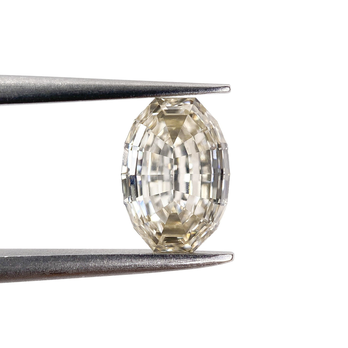 1.01ct | Champagne VVS Oval Shape Step Cut Diamond-Modern Rustic Diamond