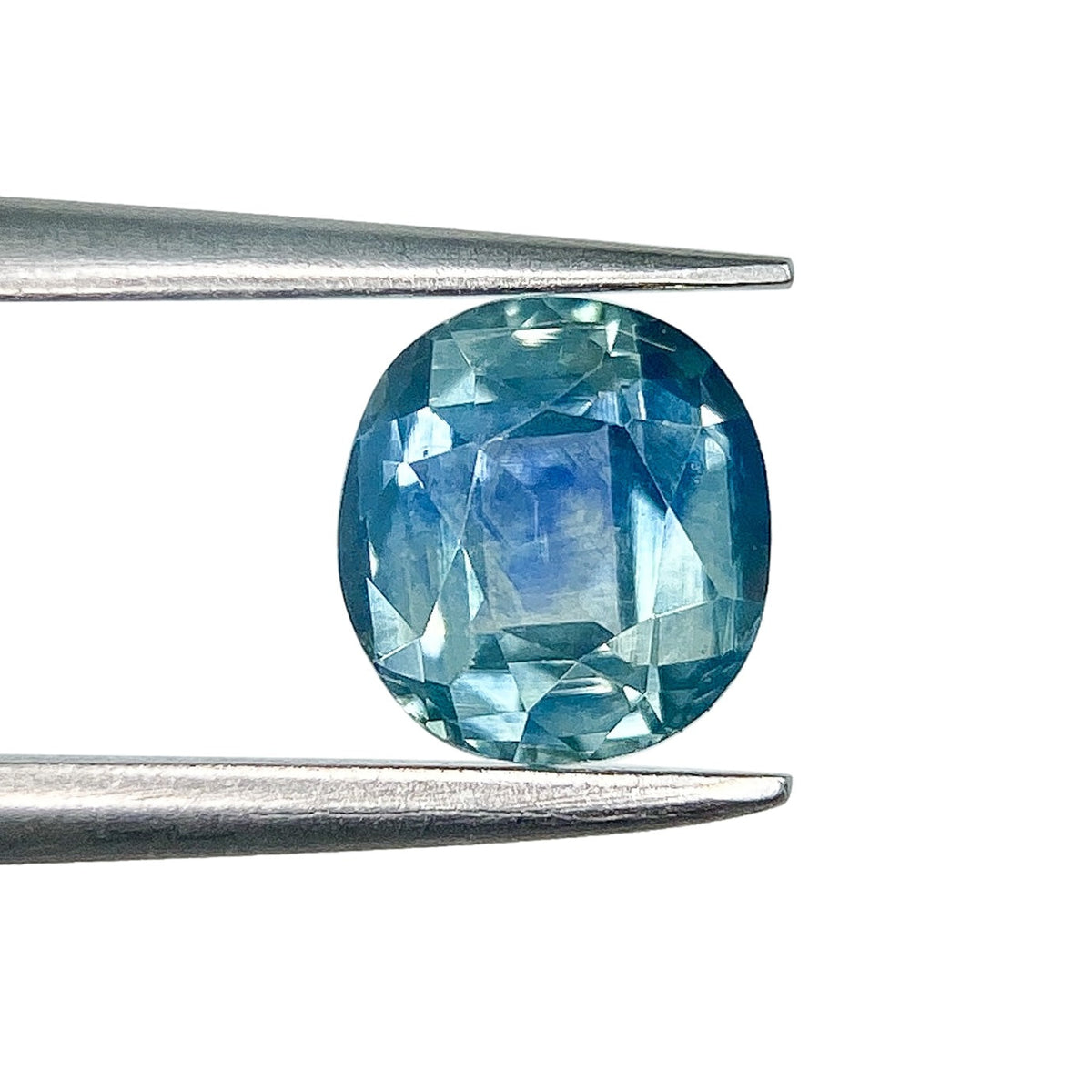 1.04ct | Brilliant Cut Cushion Shape Blue Montana Sapphire-Modern Rustic Diamond