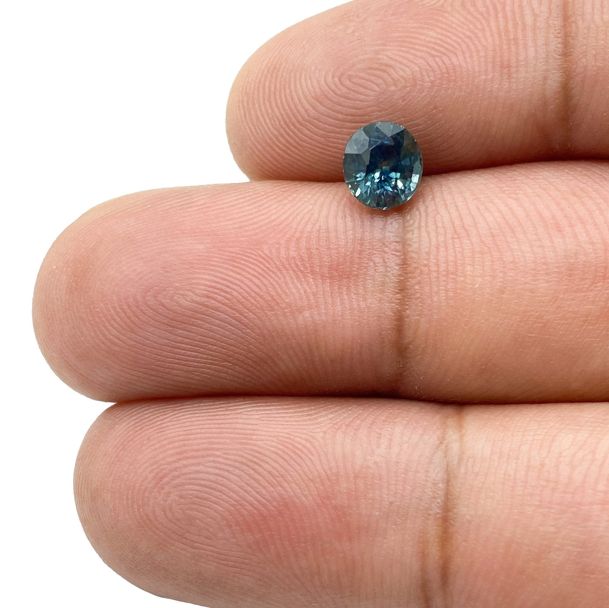 1.04ct | Brilliant Cut Oval Shape Blue Montana Sapphire-Modern Rustic Diamond