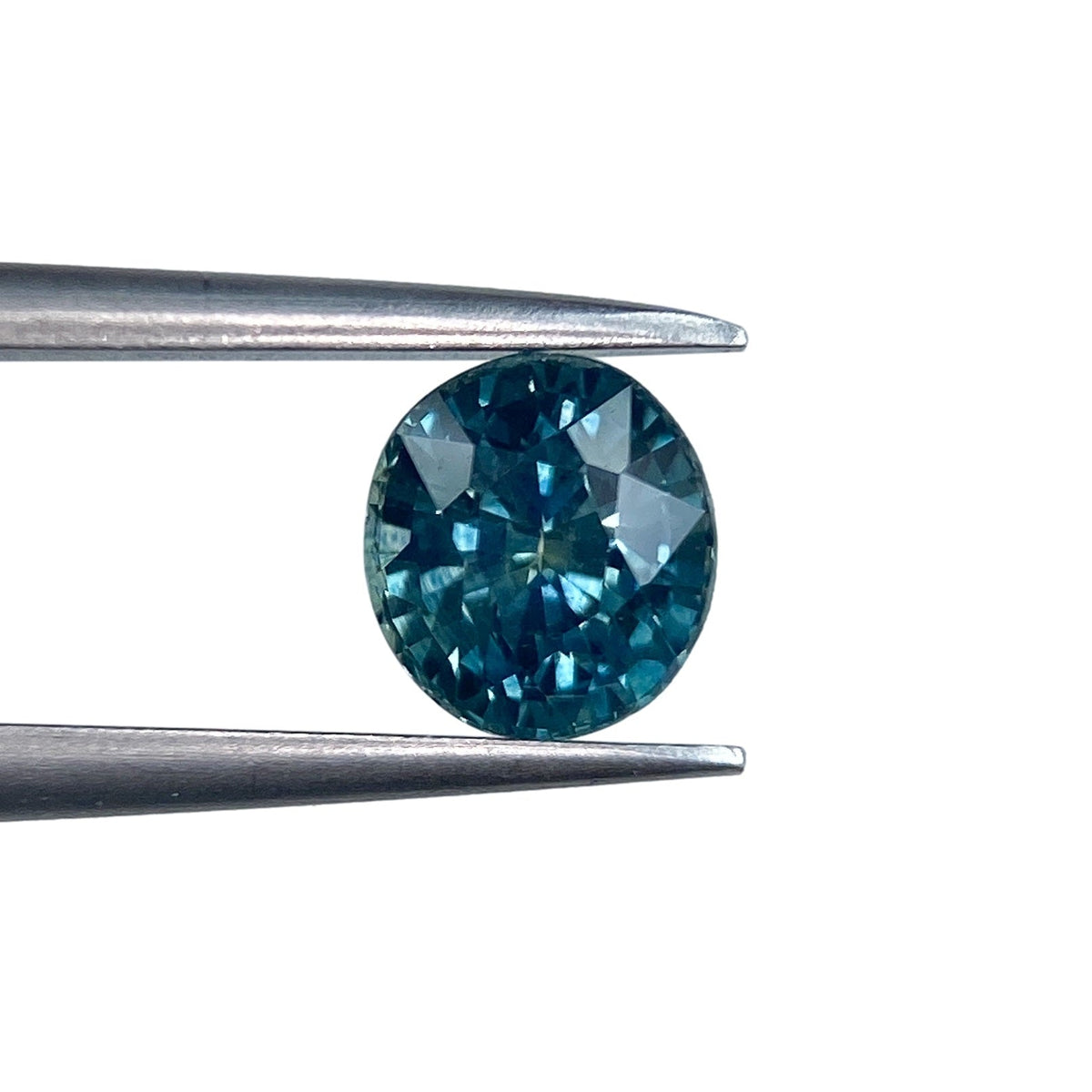 1.04ct | Brilliant Cut Oval Shape Blue Montana Sapphire-Modern Rustic Diamond