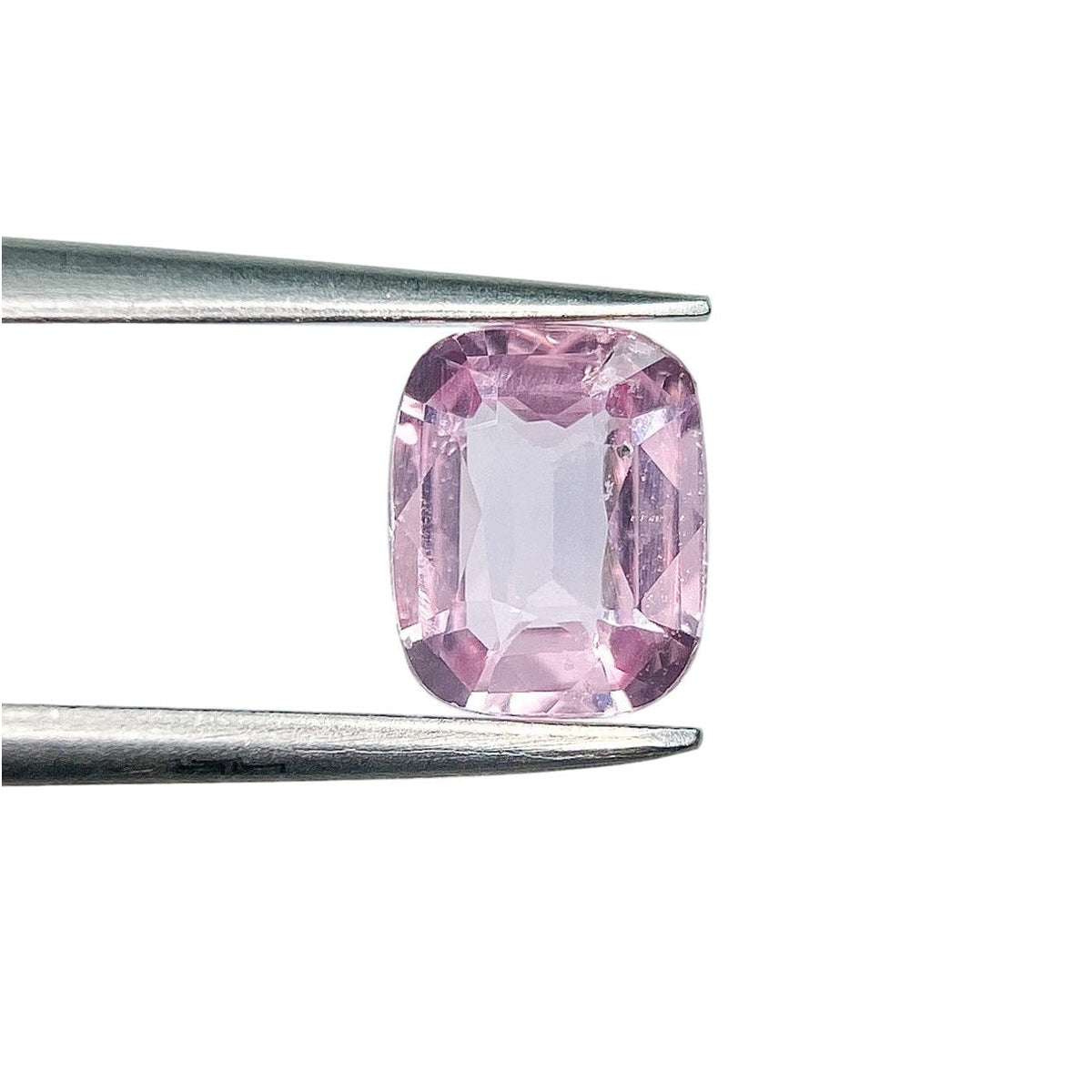 1.05ct | Brilliant Cut Cushion Shape Pink Sapphire-Modern Rustic Diamond