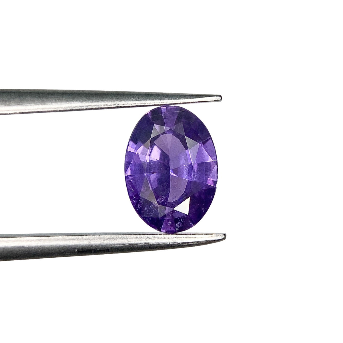 1.15ct | Brilliant Cut Oval Shape Violet Sapphire-Modern Rustic Diamond