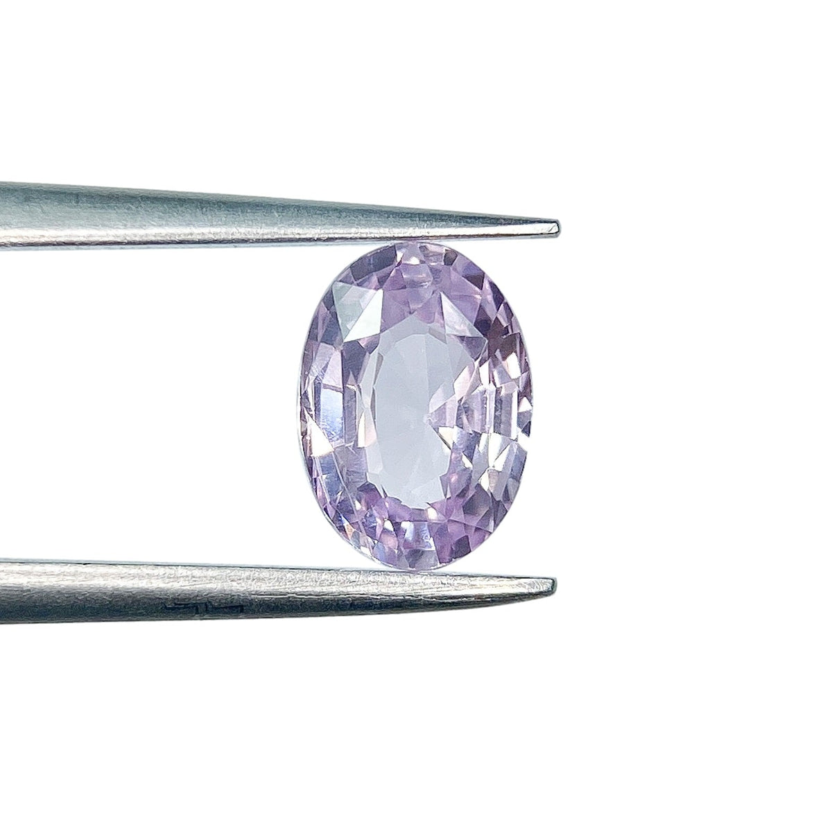 1.20ct | Brilliant Cut Oval Shape Pink Sapphire-Modern Rustic Diamond