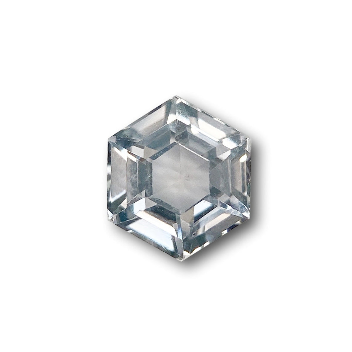 1.67ct | Step Cut Hexagon Shape Gray Montana Sapphire-Modern Rustic Diamond