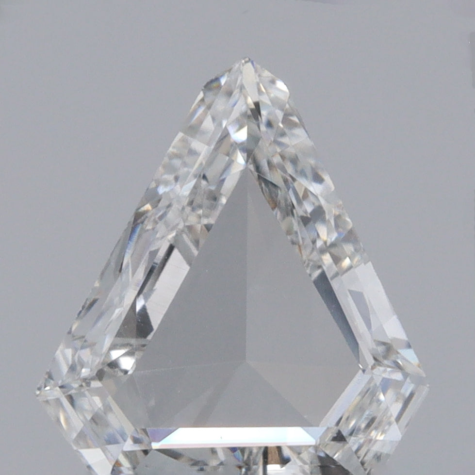 0.49ct | D/VVS2 Shield Shape Step Cut Diamond - Modern Rustic Diamond