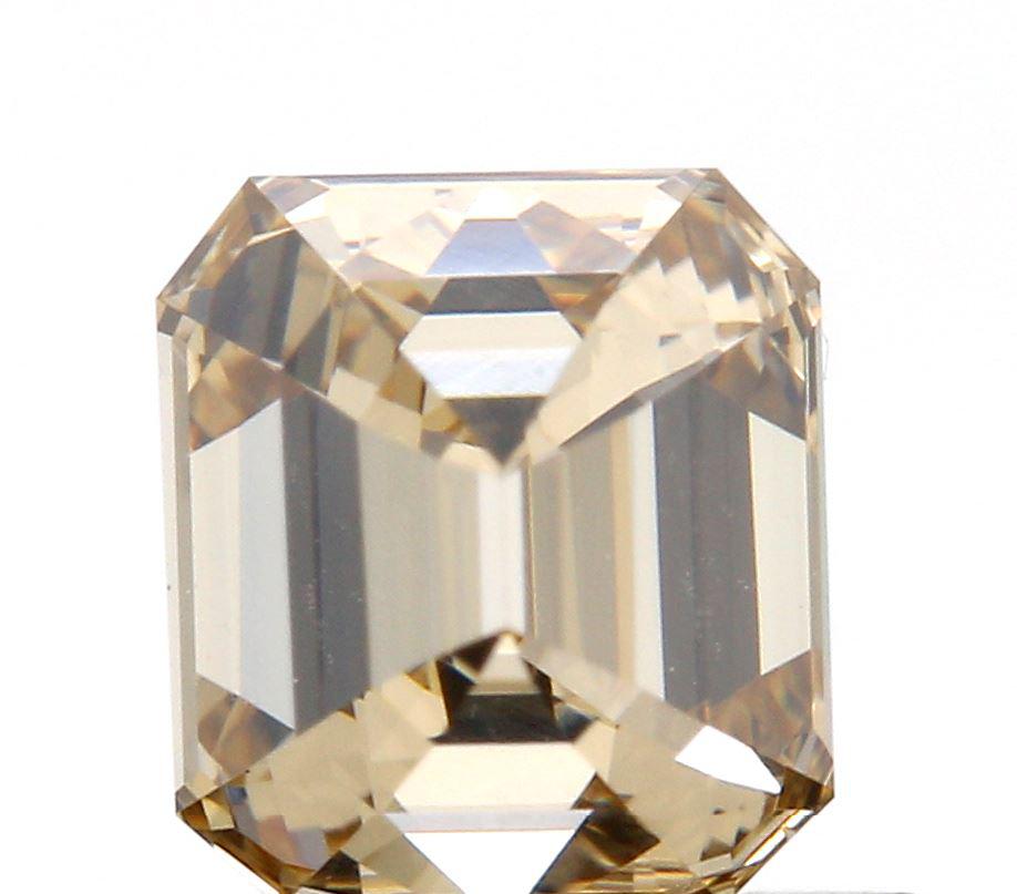 0.46ct | Champagne VVS Emerald Shape Brilliant Cut Diamond - Modern Rustic Diamond