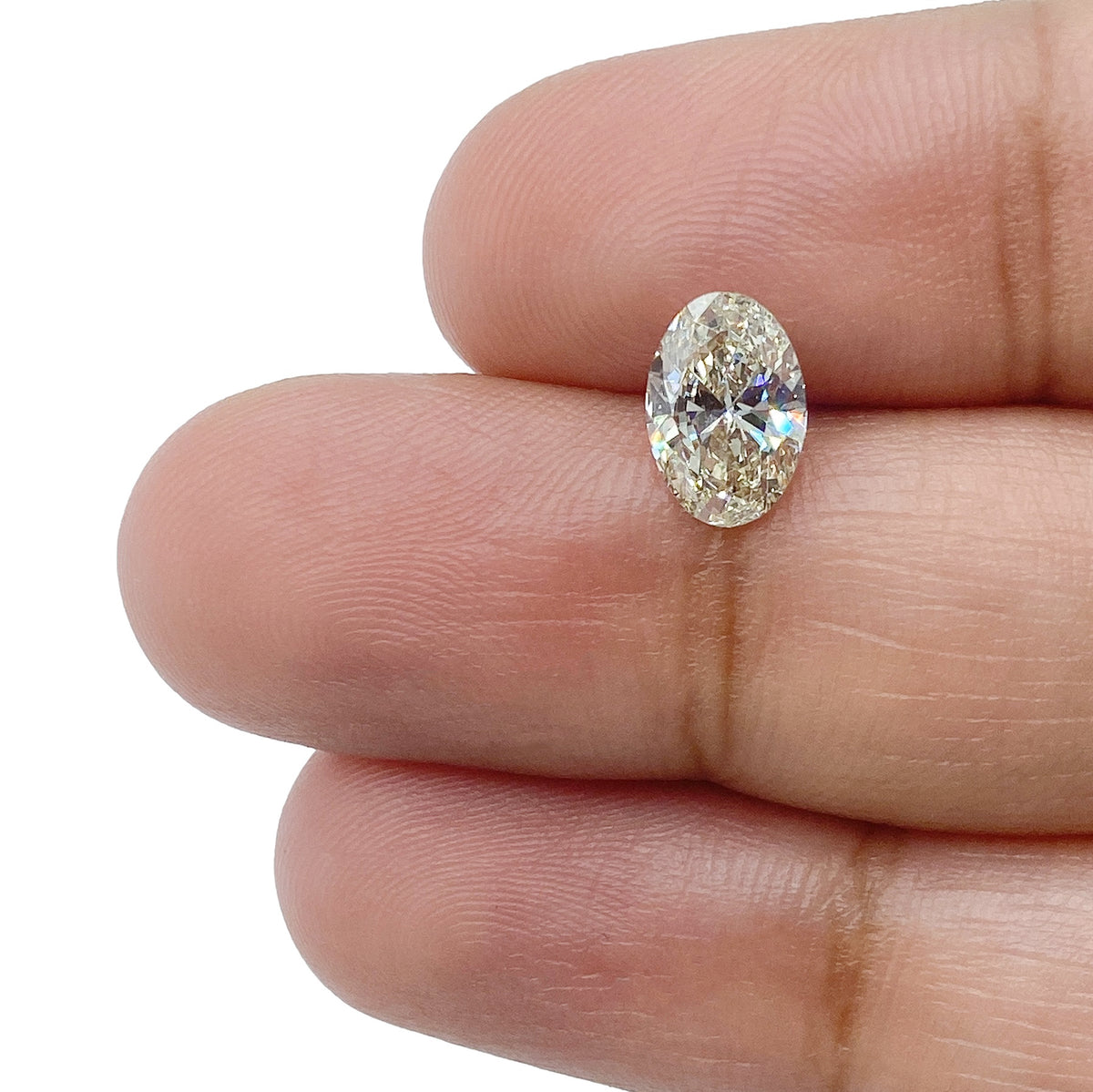 1.01ct | Light Color VVS Oval Shape Brilliant Cut Diamond - Modern Rustic Diamond