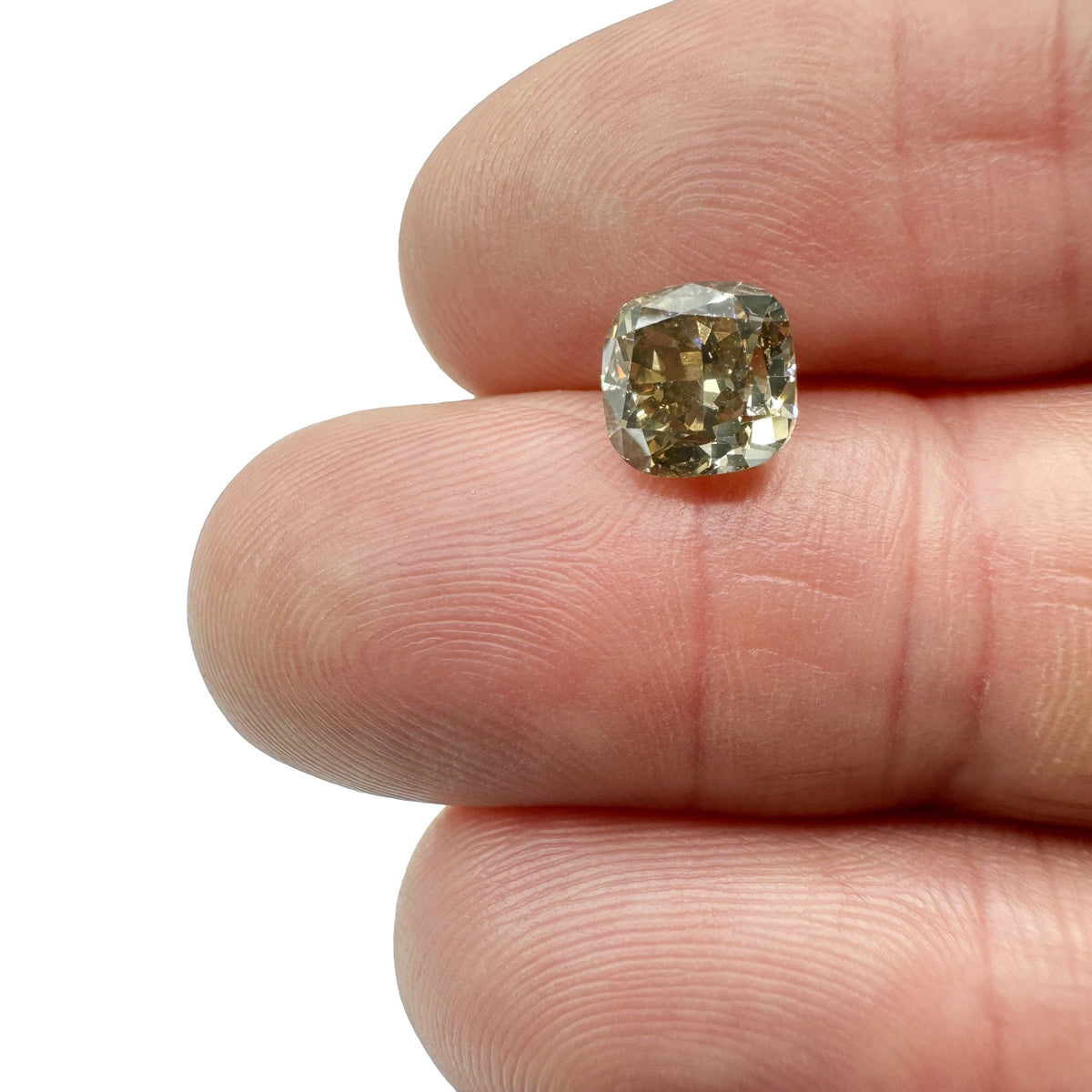 2.21ct | Champagne VS Cushion Shape Brilliant Cut Diamond-Modern Rustic Diamond