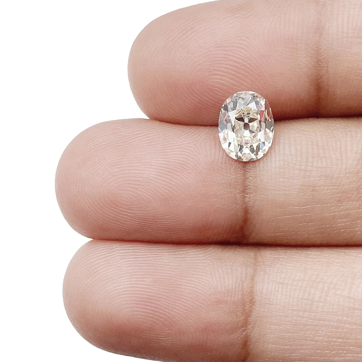 1.30ct | Light Color VS-SI Oval Shape Old Mine Cut Diamond - Modern Rustic Diamond