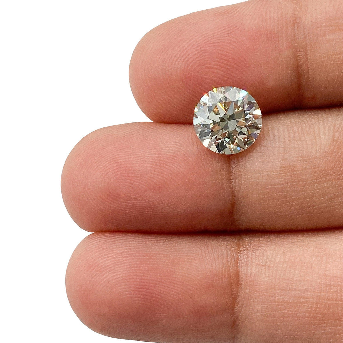 2.20ct | Light Color VVS Round Shape Brilliant Cut Diamond - Modern Rustic Diamond