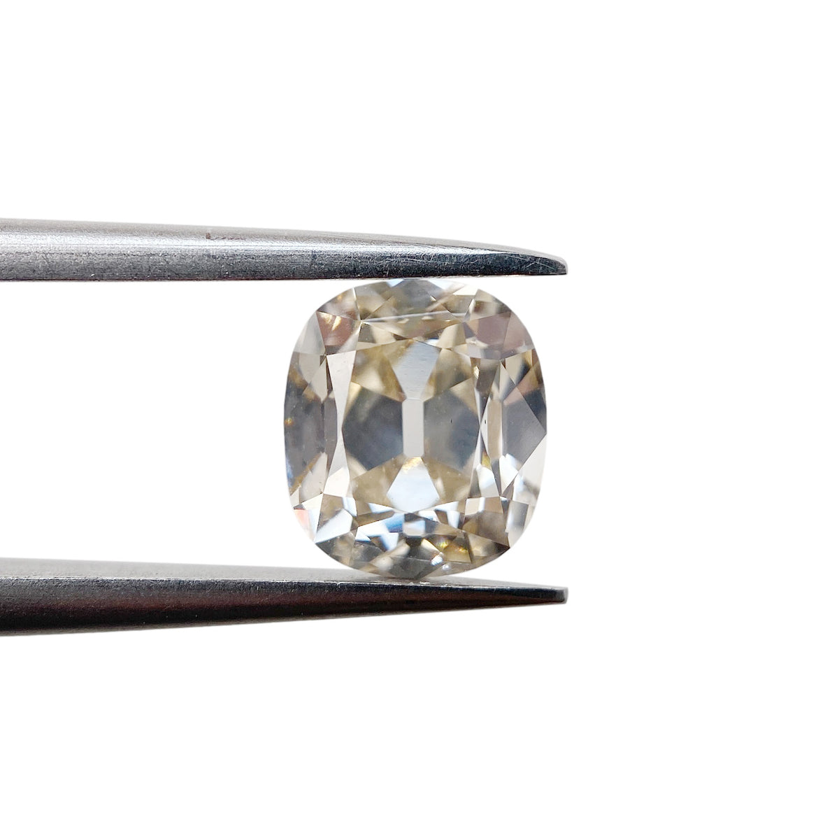 1.42ct | Champagne VVS Cushion Shape Old Mine Cut Diamond - Modern Rustic Diamond