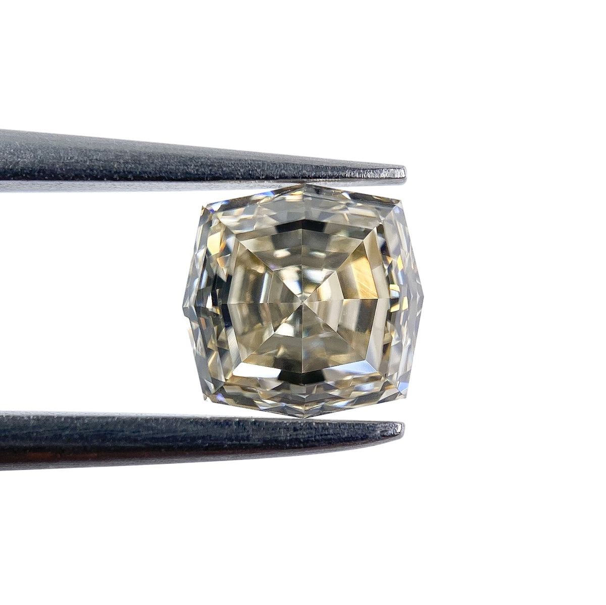 1.01ct | Champagne VVS Cushion Shape Step Cut Diamond - Modern Rustic Diamond