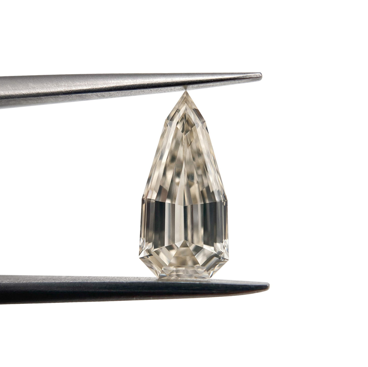 1.52ct | Champagne VS Pear Shape Step Cut Diamond - Modern Rustic Diamond