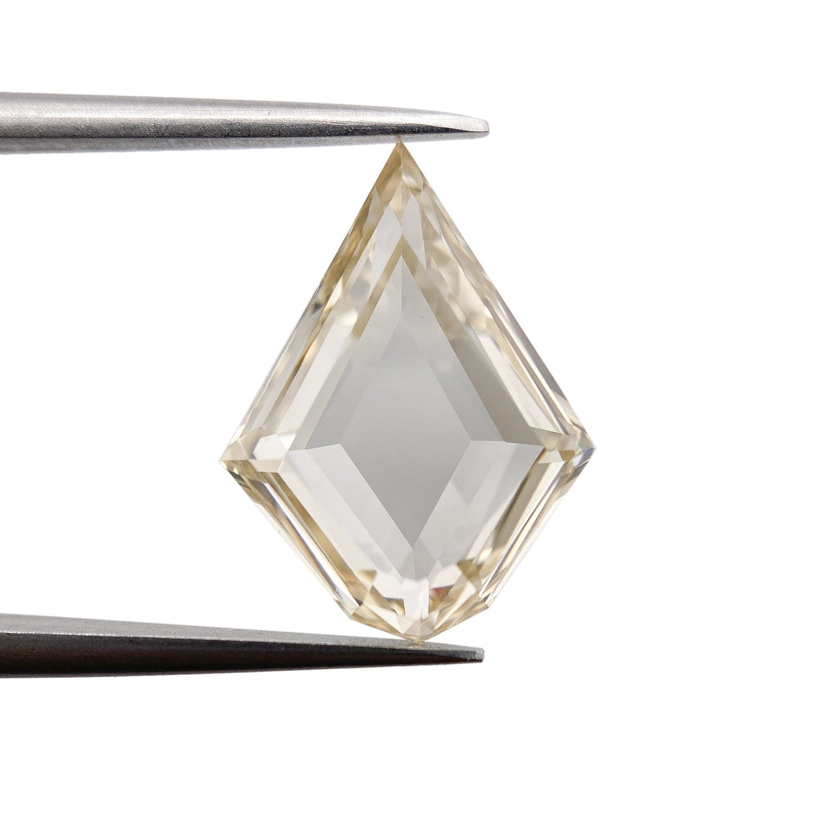 4.18ct | Champagne VVS Kite Shape Step Cut Diamond - Modern Rustic Diamond