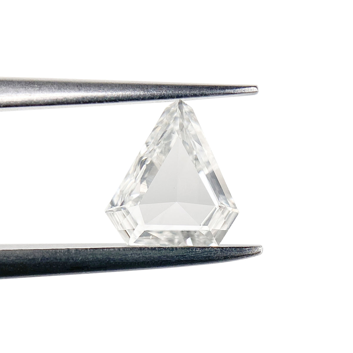 0.49ct | D/VVS2 Shield Shape Step Cut Diamond - Modern Rustic Diamond