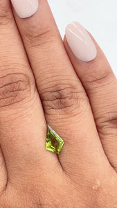 0.86ct | Green/ Kite Shape Step Cut Diamond - Modern Rustic Diamond